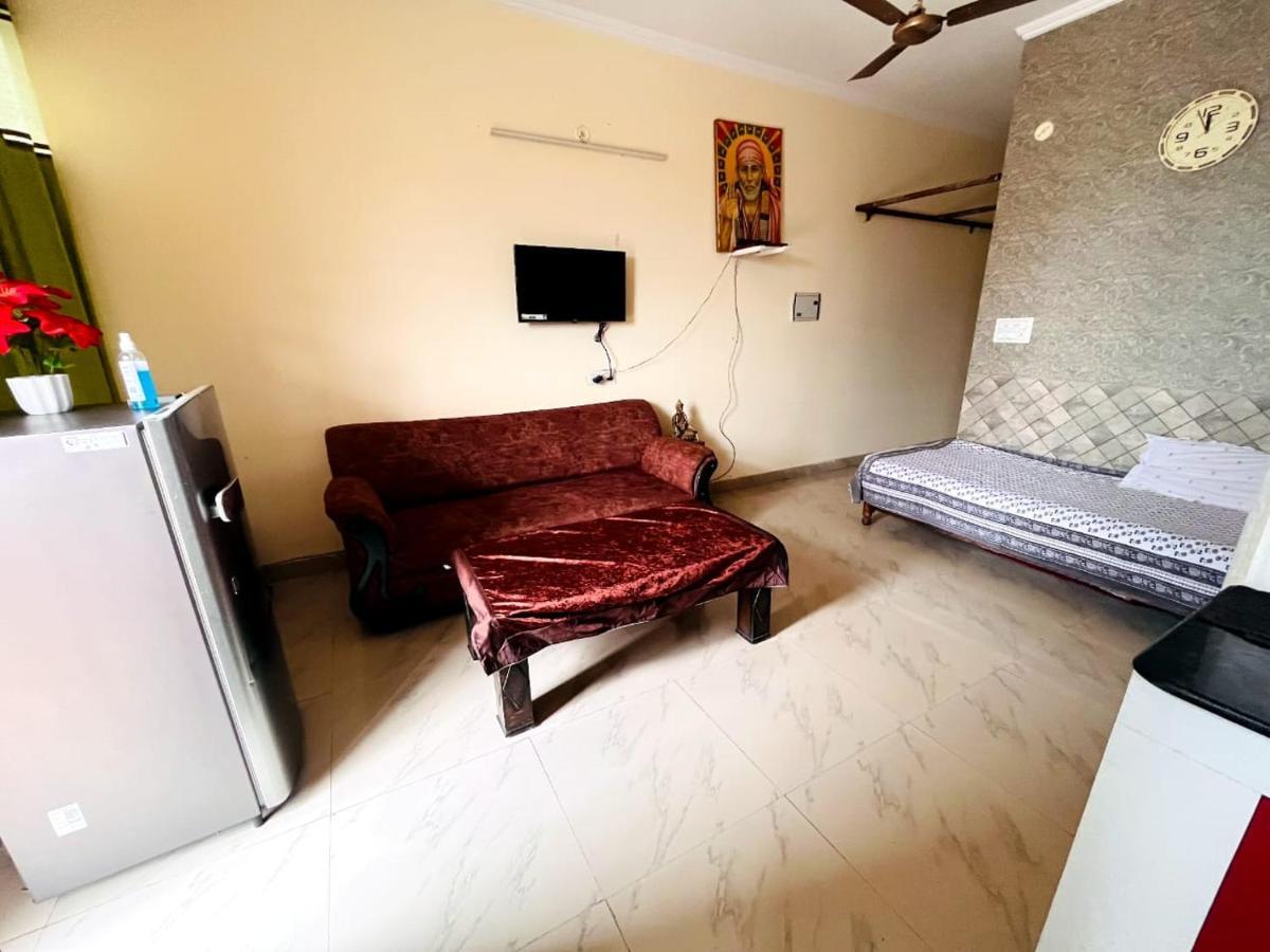 Sugandhim Kutir Apartment เดห์ราดุน ภายนอก รูปภาพ